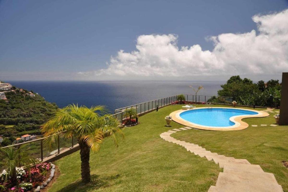 Plaza Bay Luxury Apartment With Swimming Pool Calheta  Exterior photo